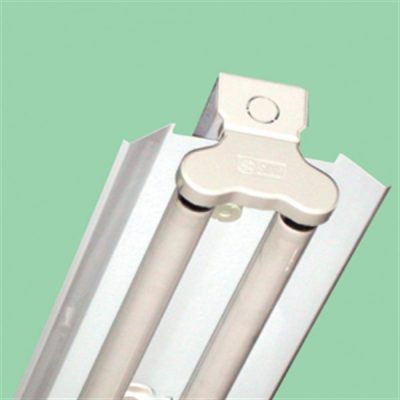 Bộ đèn huỳnh quang có phản quang hắt thẳng SSC 1036